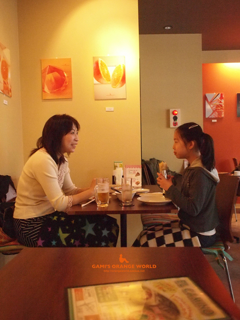 みーみ店長と娘さん.jpg