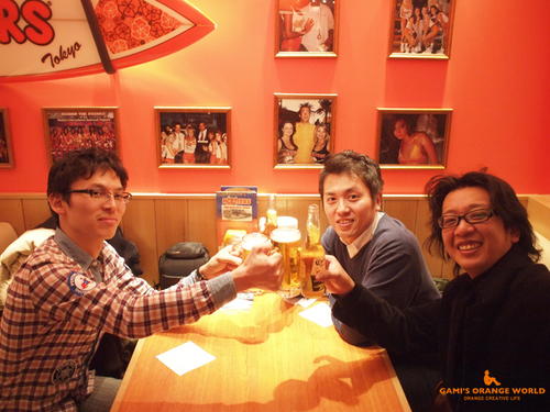 0526HOOTERS13.jpg