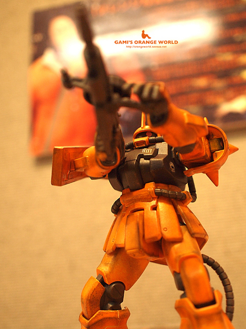 創作展でオレンジザク.jpg